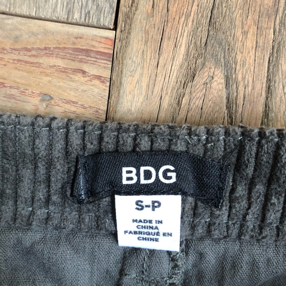 BDG green corduroy mini skirt. Size Small - Picture 2 of 7